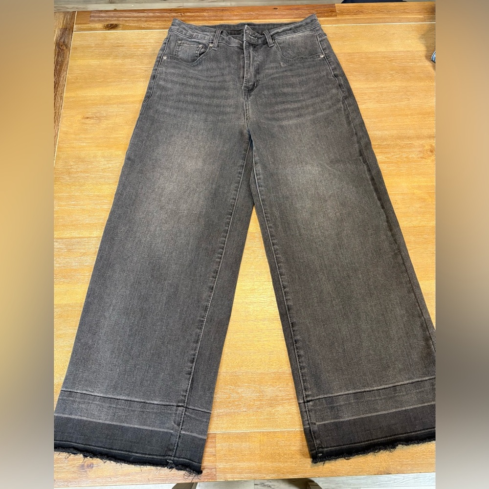 Wide leg jeans